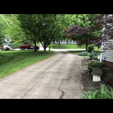 Professional-driveway-cleaning-performed-in-Aurora-Ohio 0